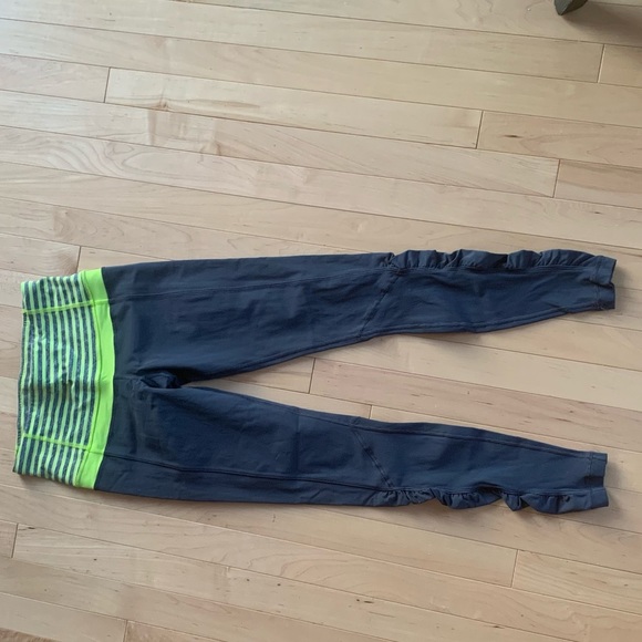 Lululemon Run: Spirit Tight - Picture 5 of 13